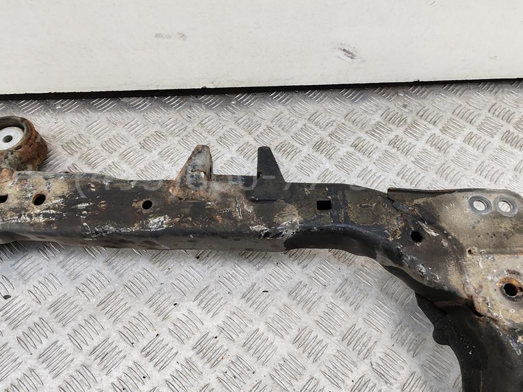 Балка подмоторная