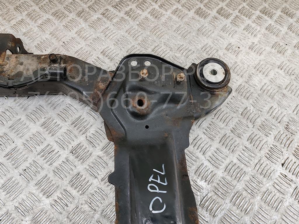 Балка подмоторная