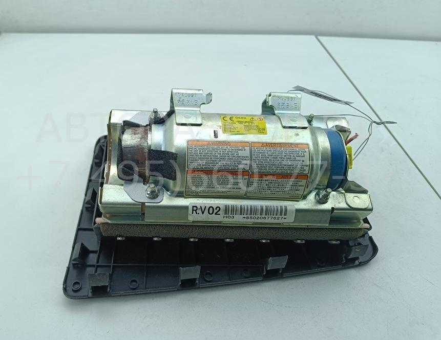 Подушка безопасности пассажирская (в торпедо)