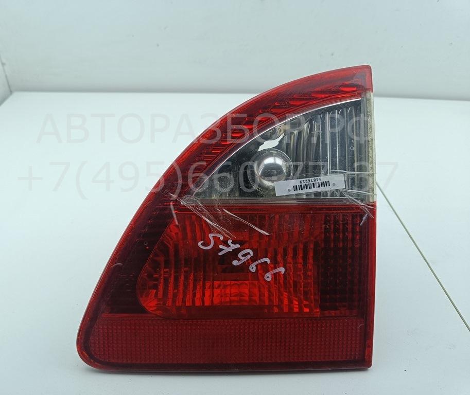 Фонарь задний внутренний правый