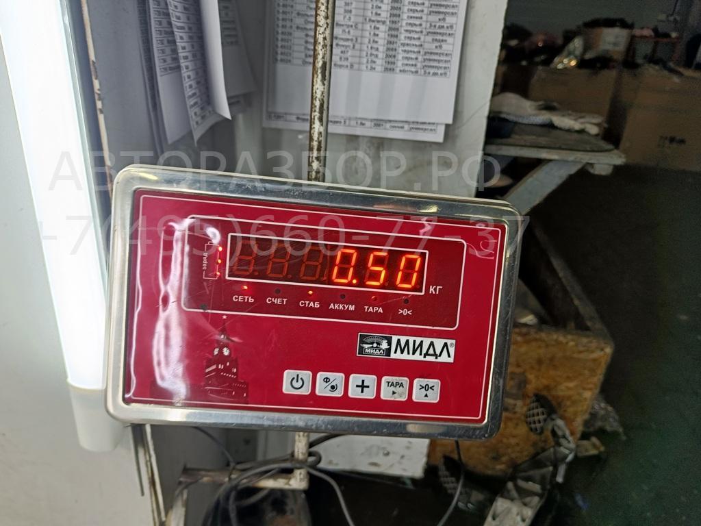 Поводок стеклоочистителя передний правый