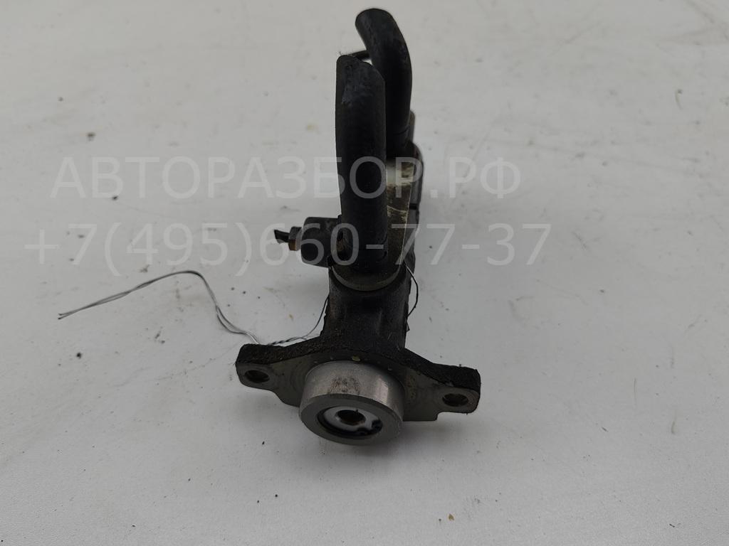 Цилиндр тормозной главный