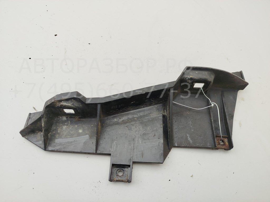 Кронштейн фар правый