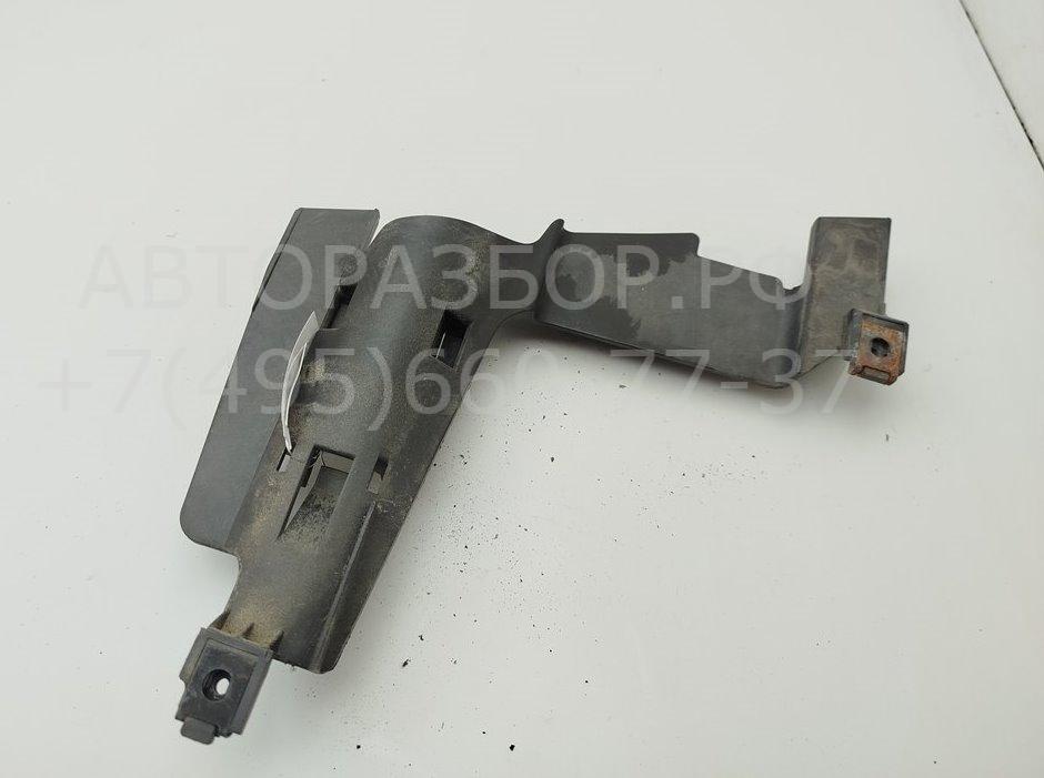 Крепеж фары