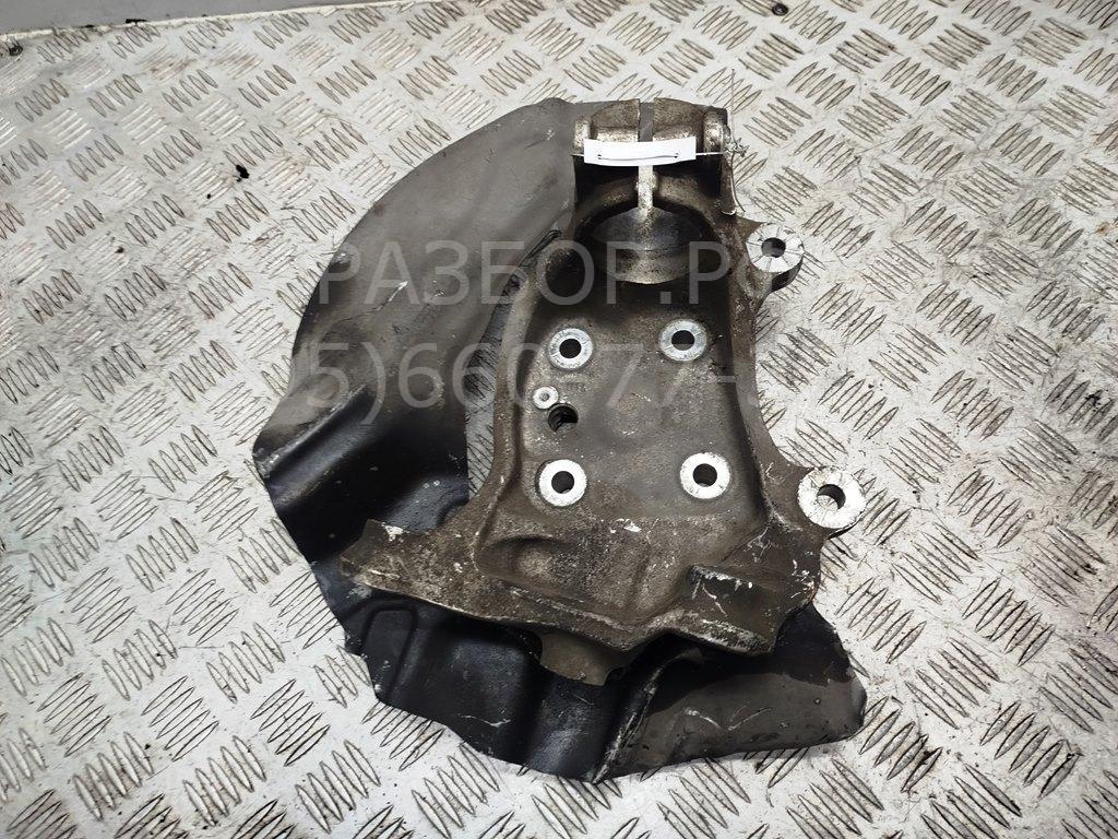 Кулак поворотный передний правый