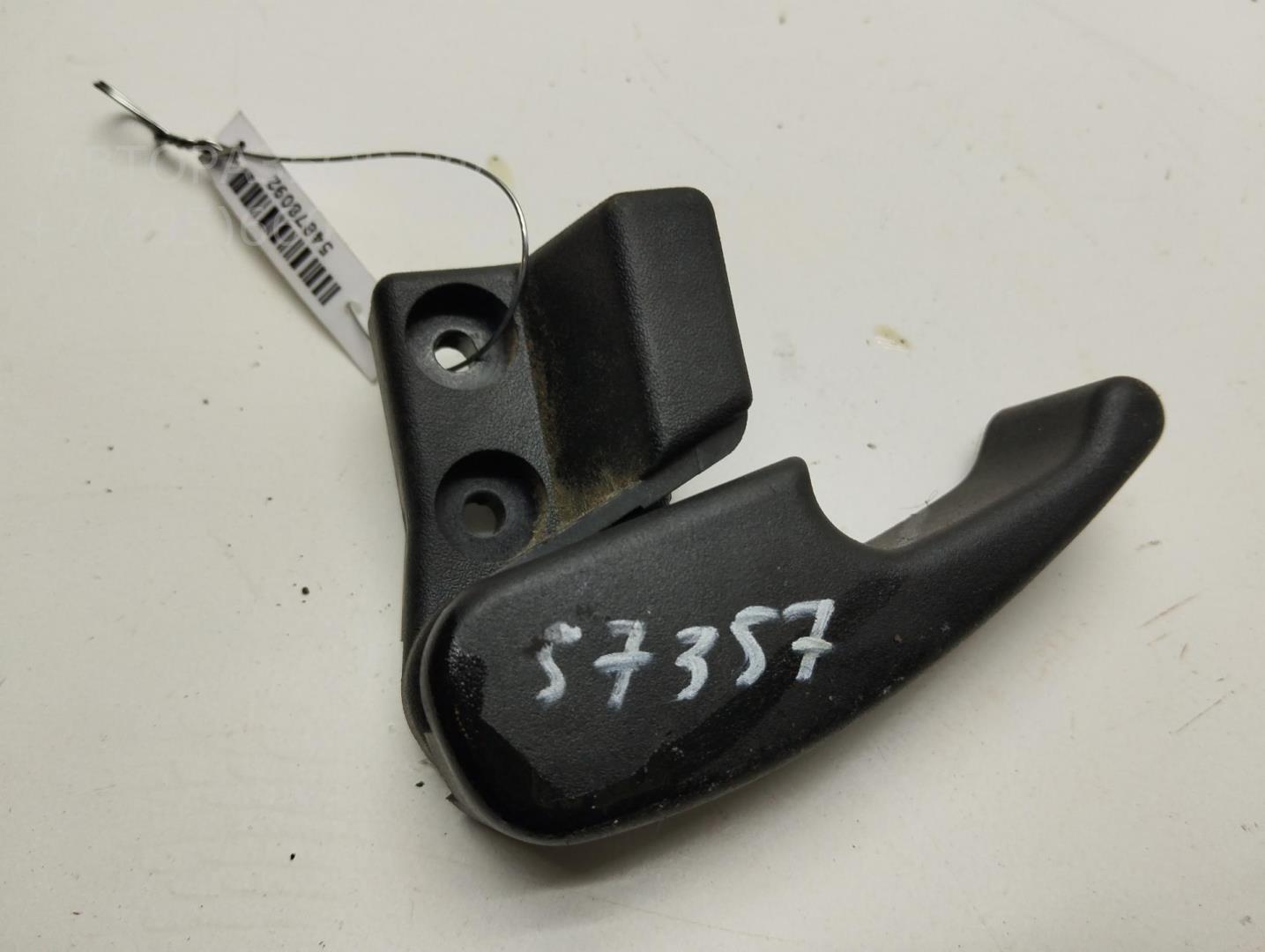 Ручка открывания капота