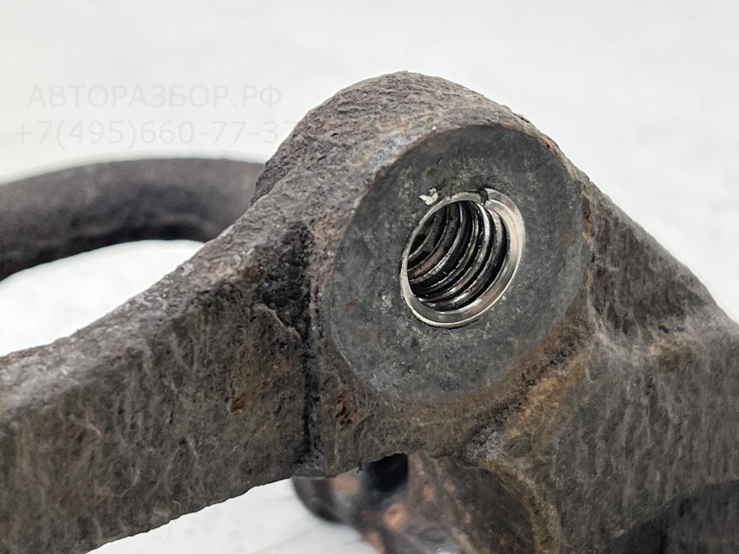 Скоба суппорта заднего