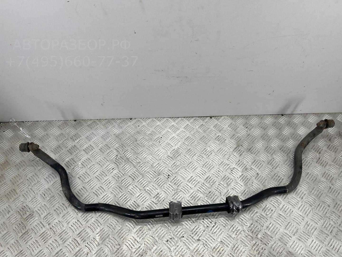 Стабилизатор передний