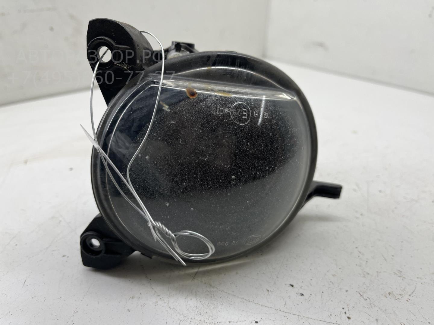 Фара противотуманная правая