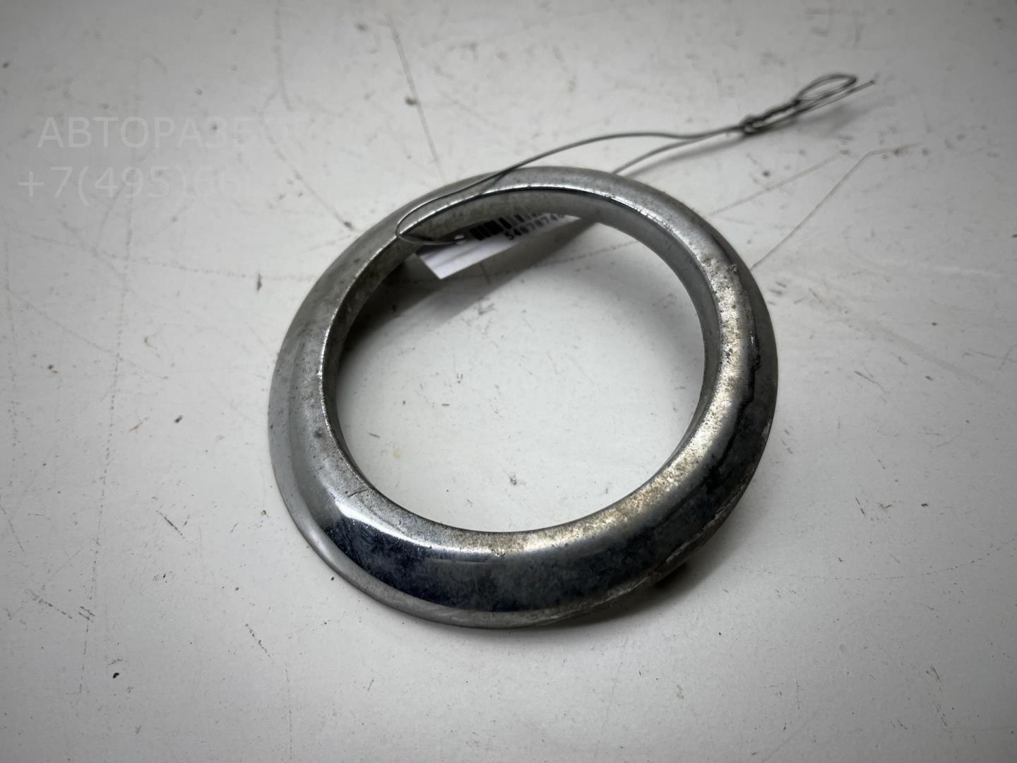 Рамка противотуманной фары левой