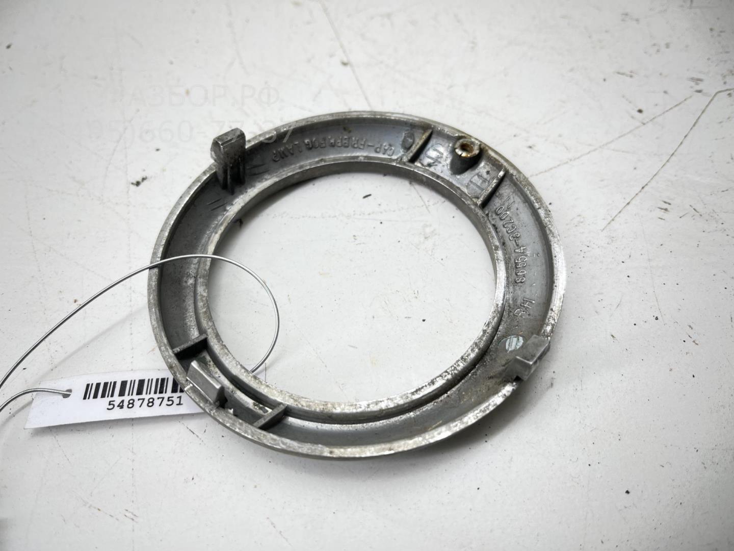 Рамка противотуманной фары правой