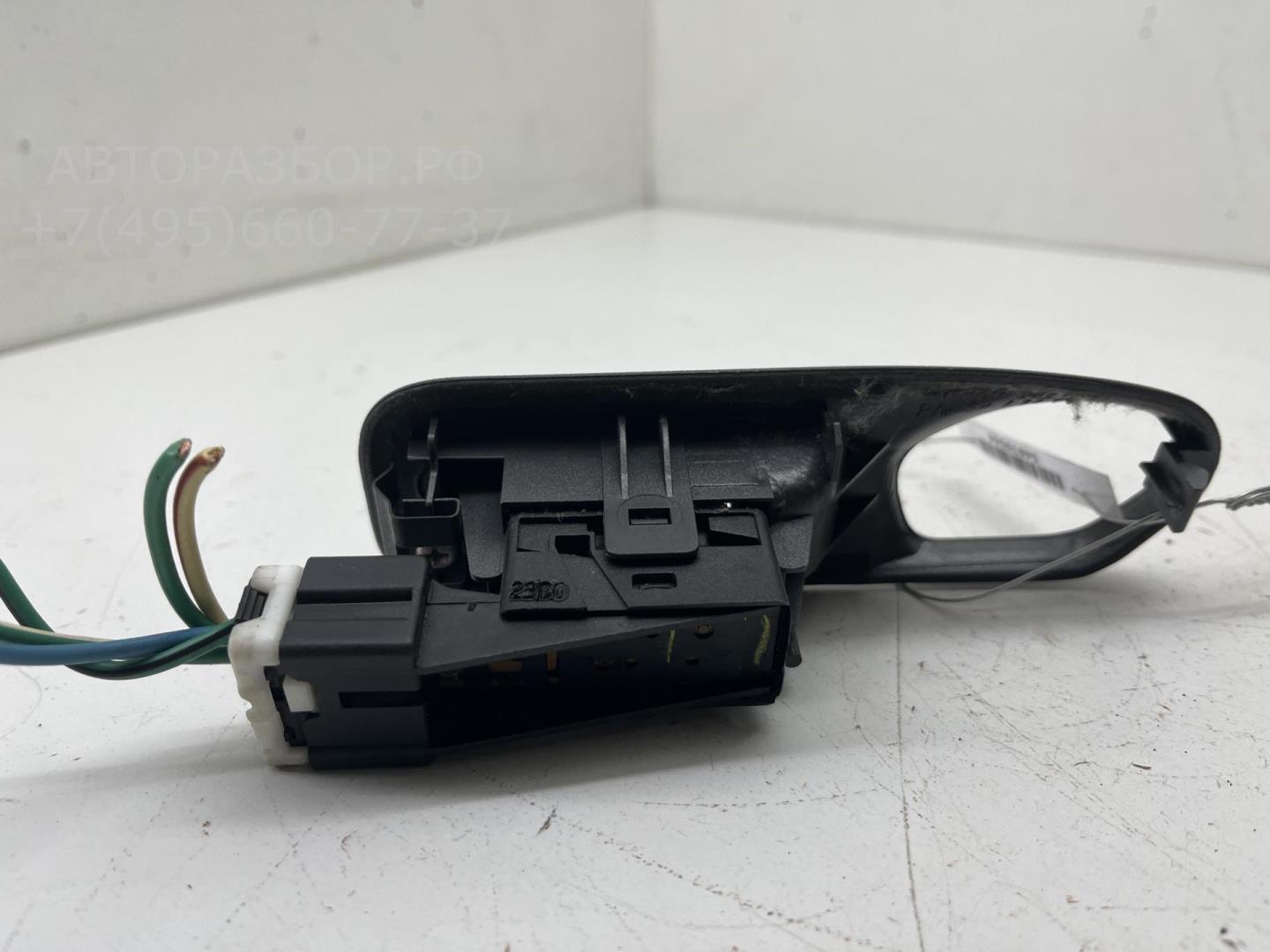 Кнопка стеклоподъемника