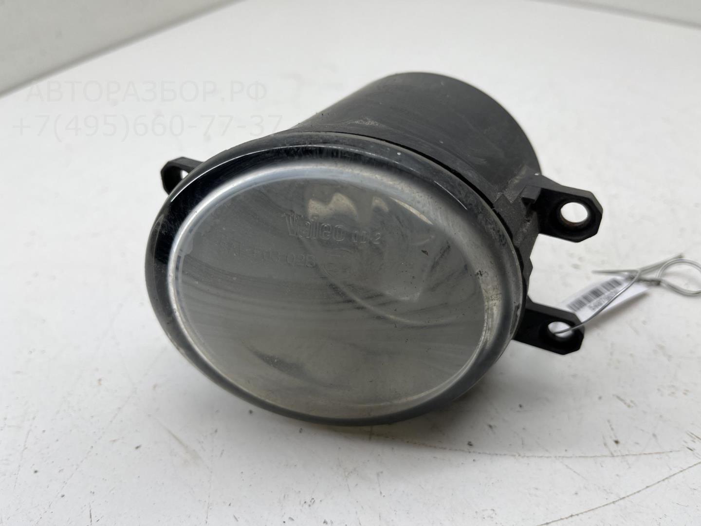 Фара противотуманная левая