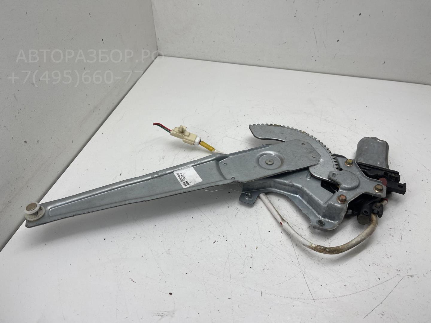 Стеклоподъемник электр. задний правый