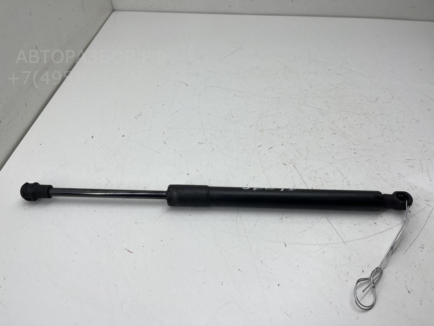 Амортизатор крышки багажника