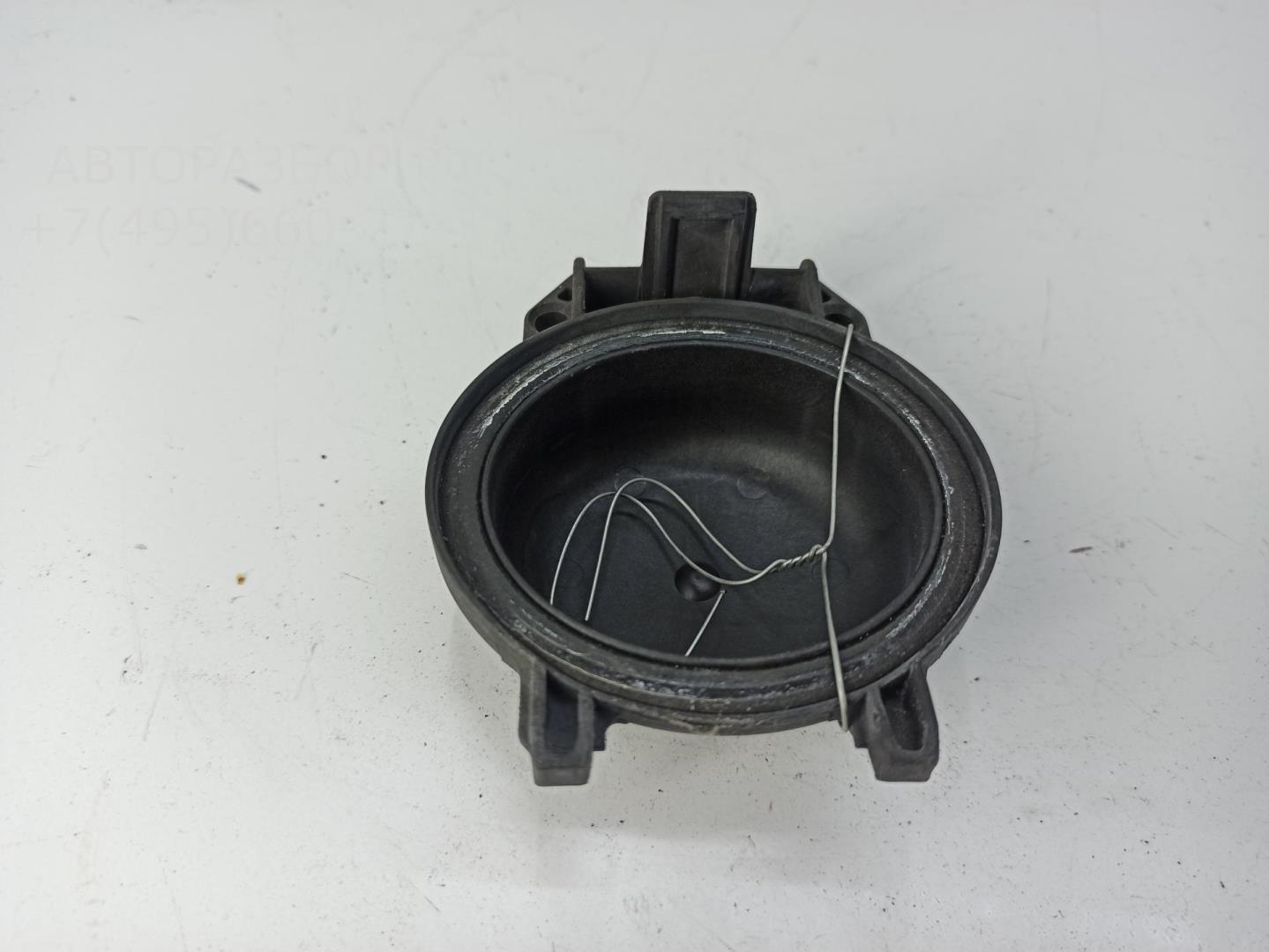 Крышка фары левой