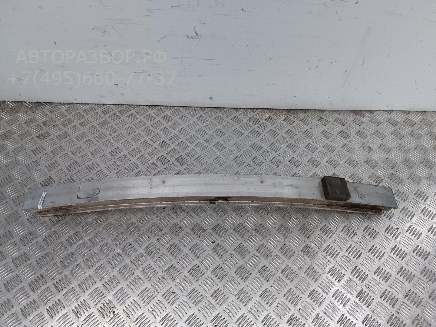 Усилитель переднего бампера