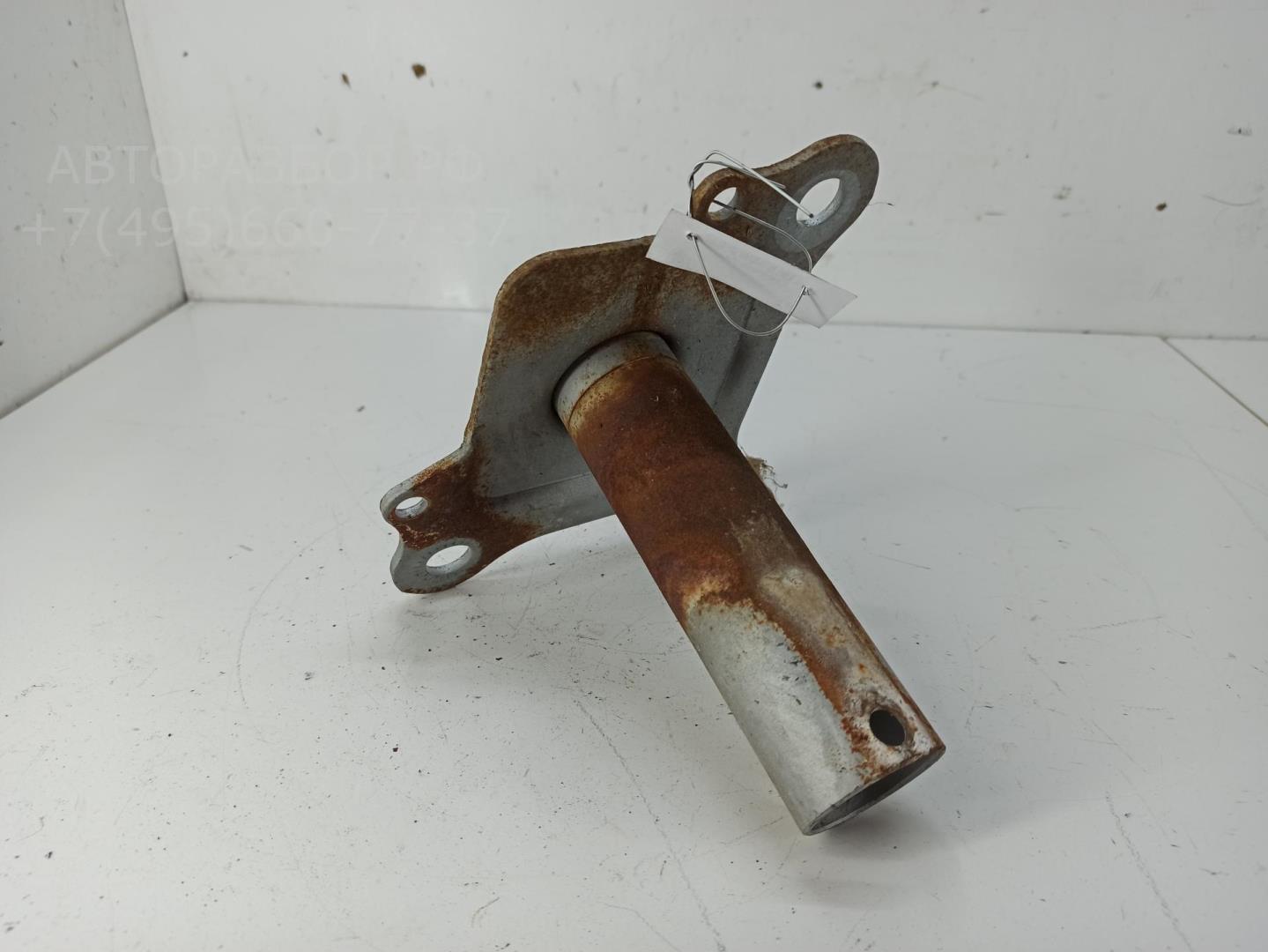 Накладка переднего бампера левая