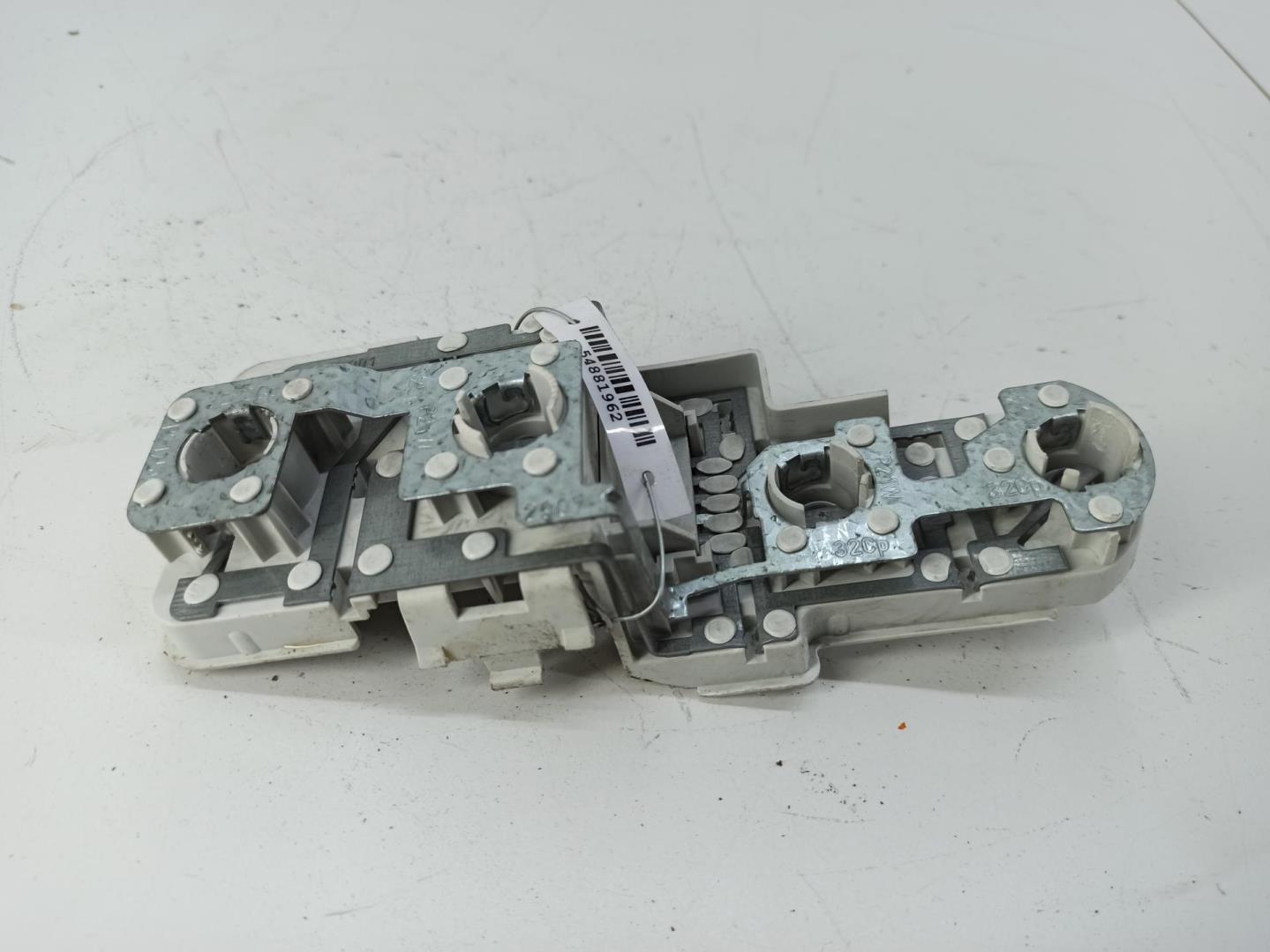 Плата заднего фонаря левого