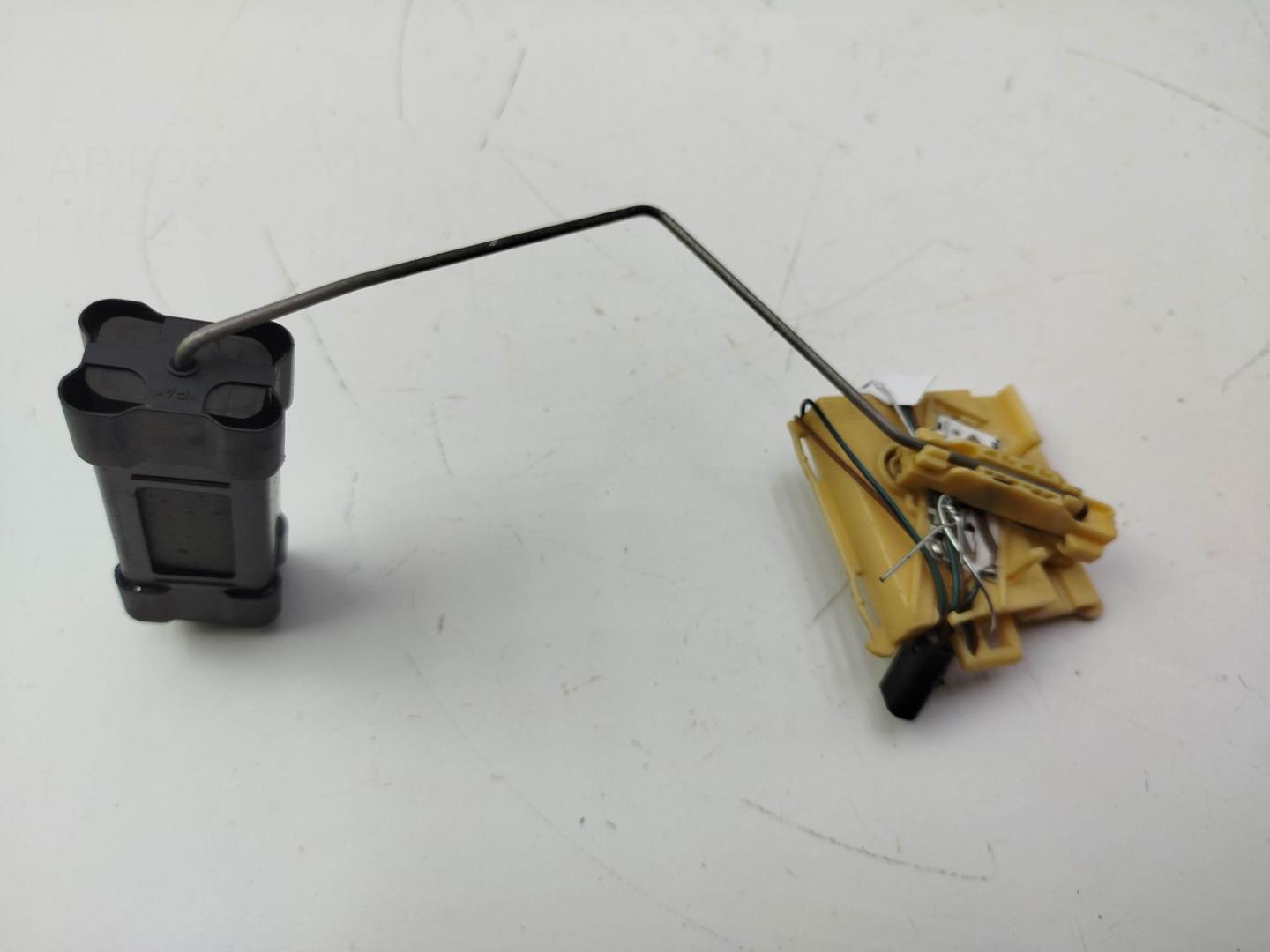 Датчик уровня топлива