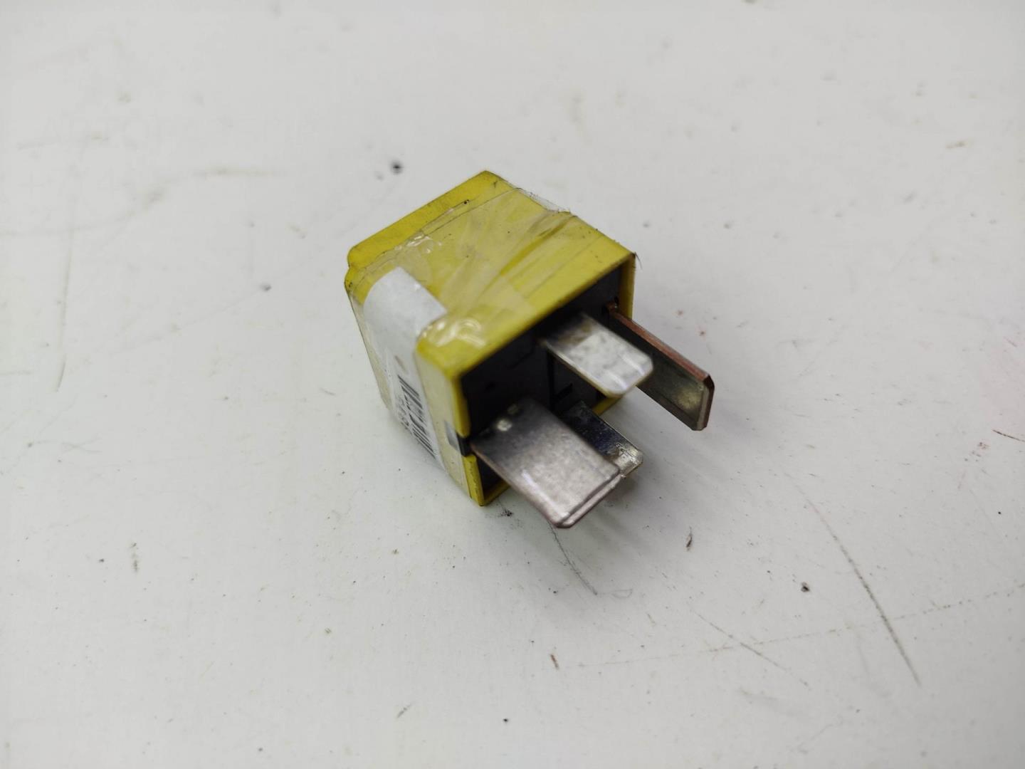 Реле вентилятора радиатора