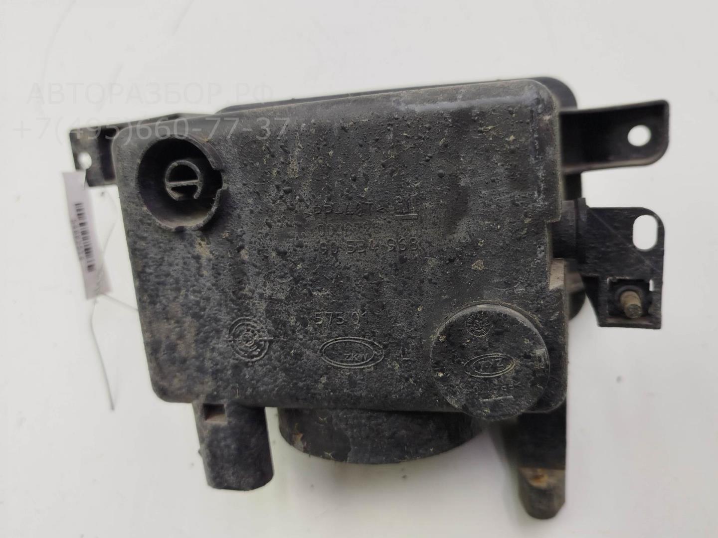 Фара противотуманная левая