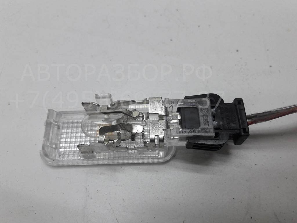 Плафон салонный