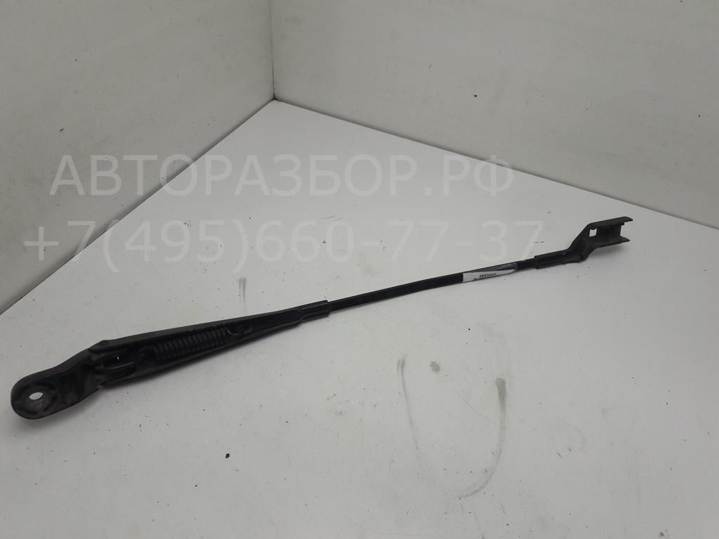Поводок стеклоочистителя передний правый