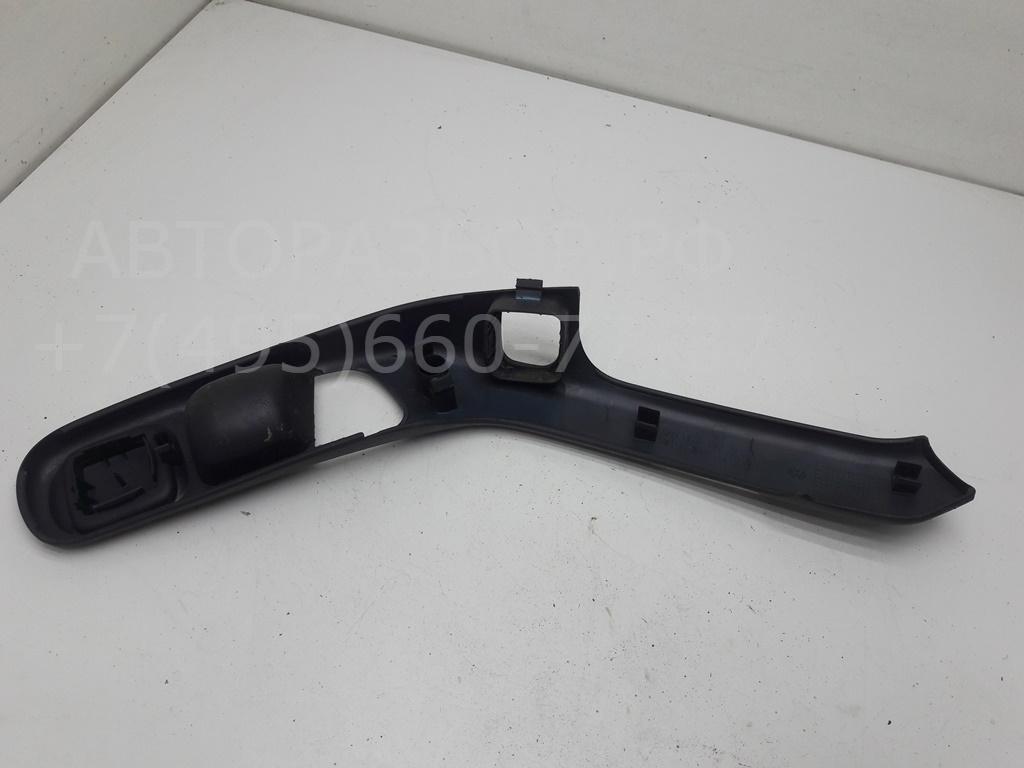 Ручка двери задней внутренняя левая