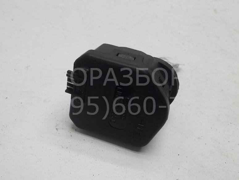 Крепеж фары