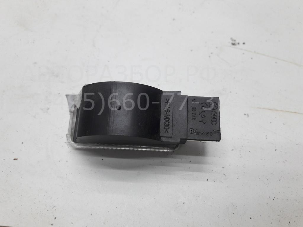 Плафон салонный