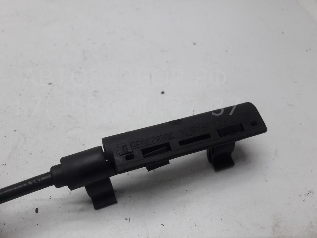 Трос открывания капота