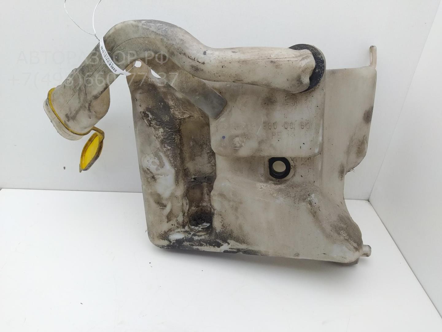 Бачок омывателя лобового стекла