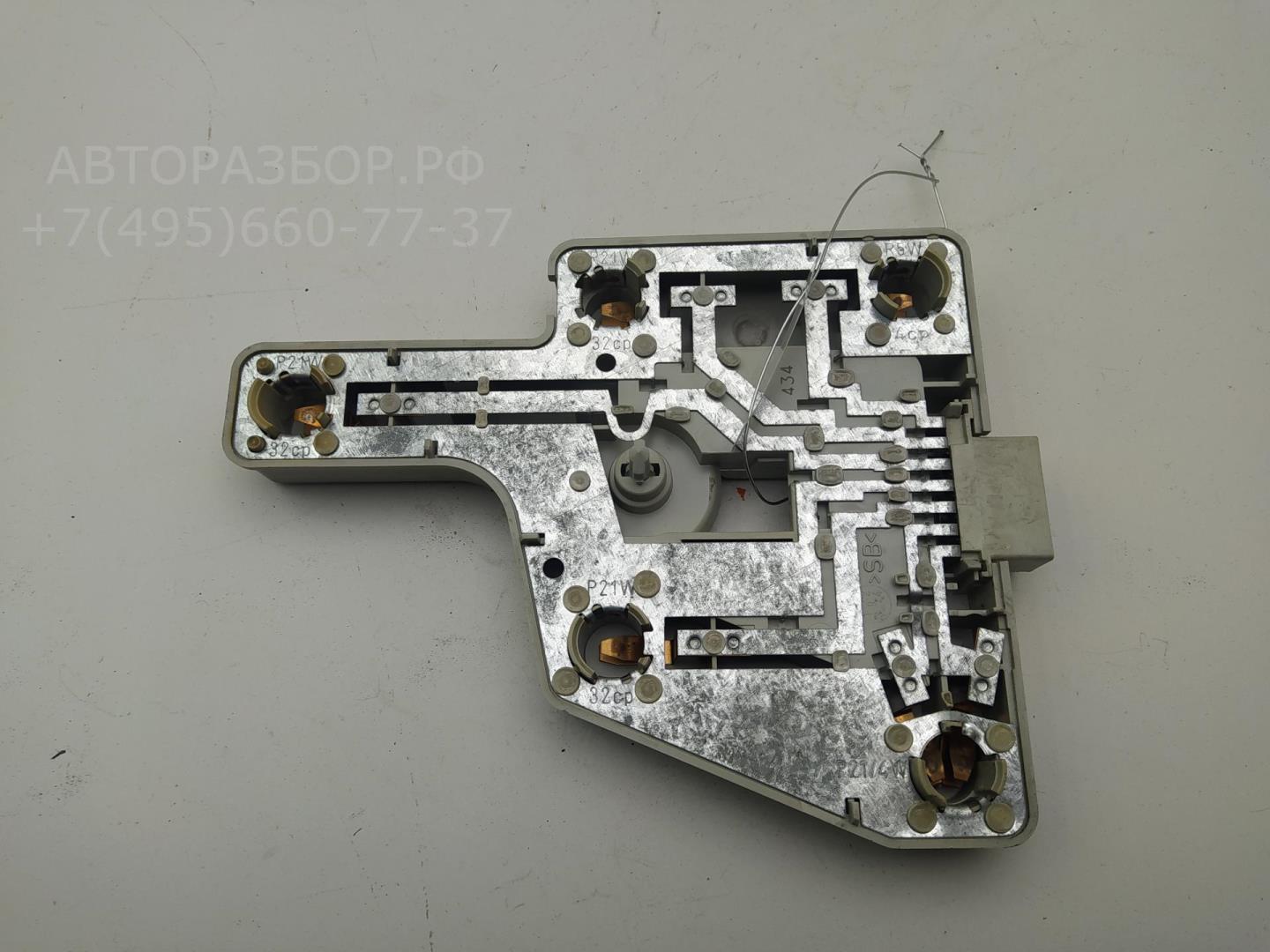 Плата заднего фонаря правого