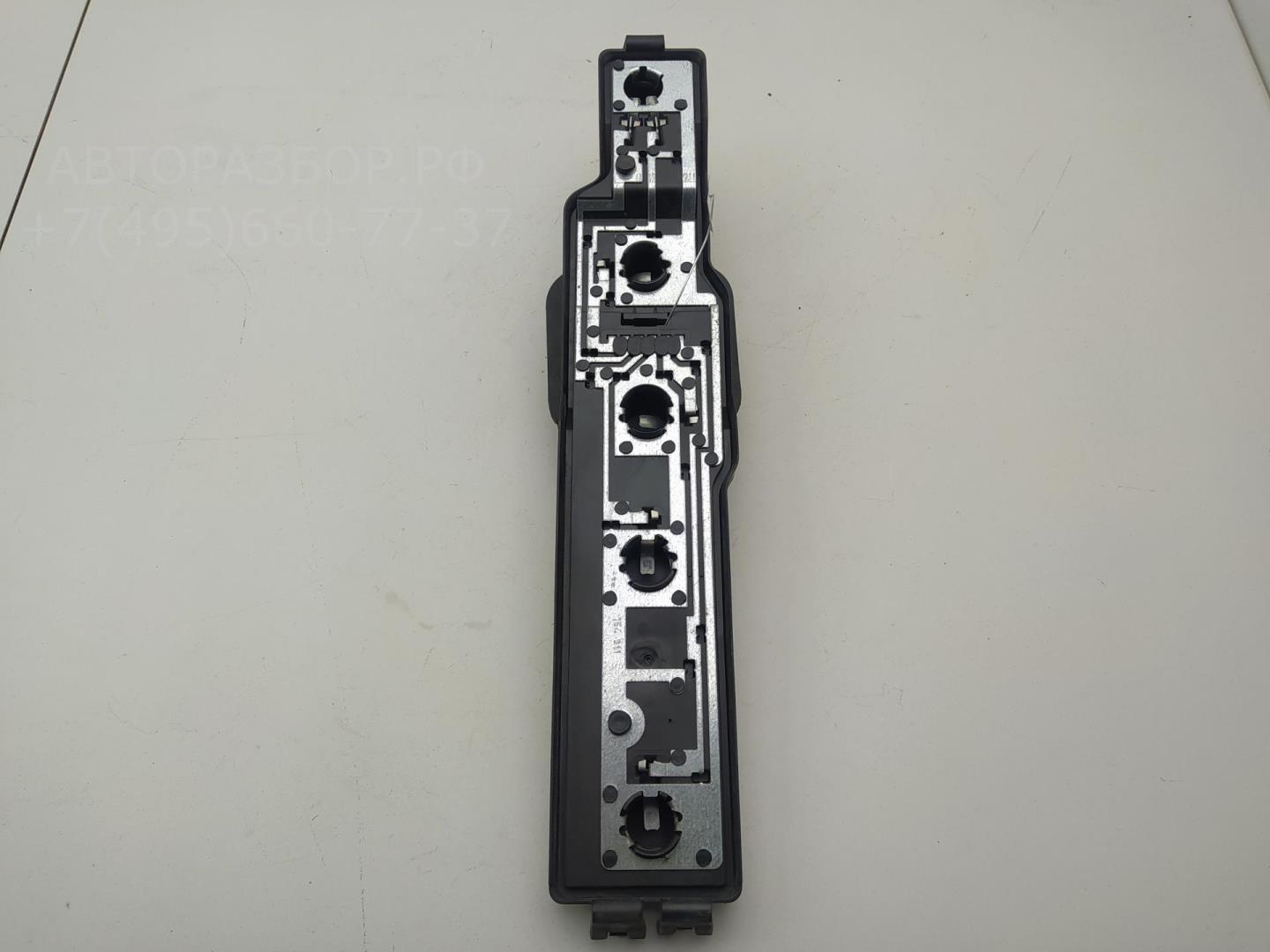 Плата заднего фонаря правого