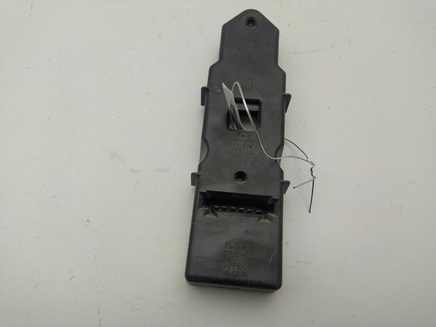 Плата заднего фонаря правого