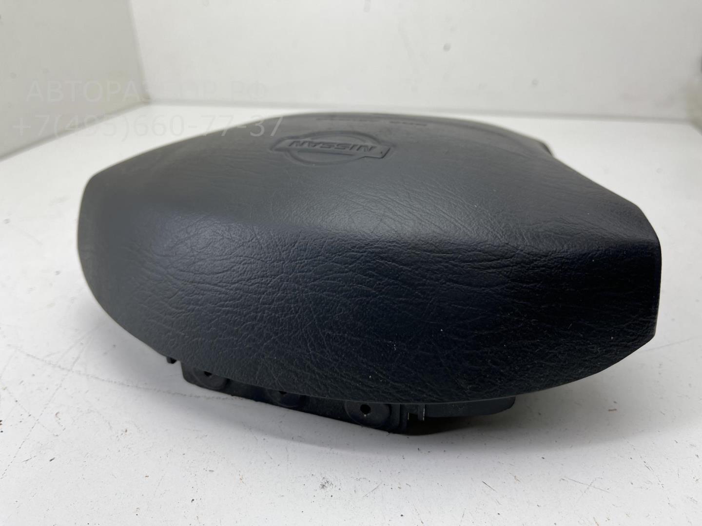 Подушка безопасности в рулевое колесо