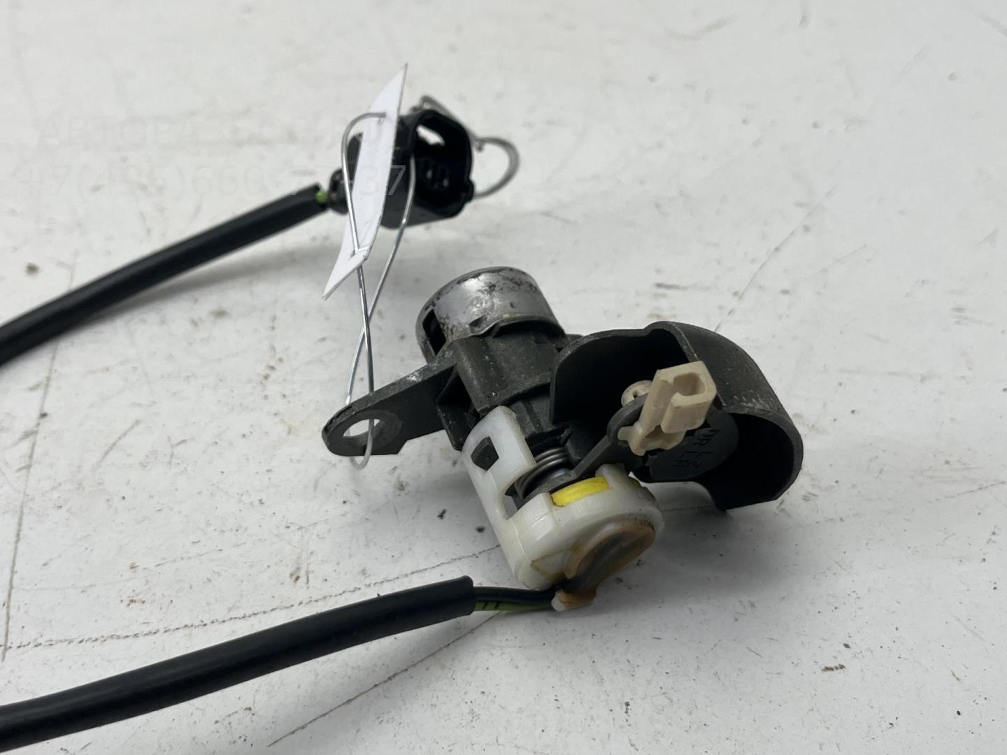 Вставка замка двери