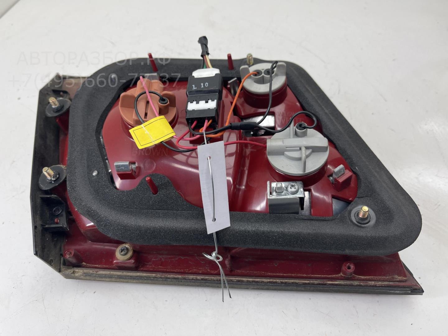 Фонарь задний внутренний правый