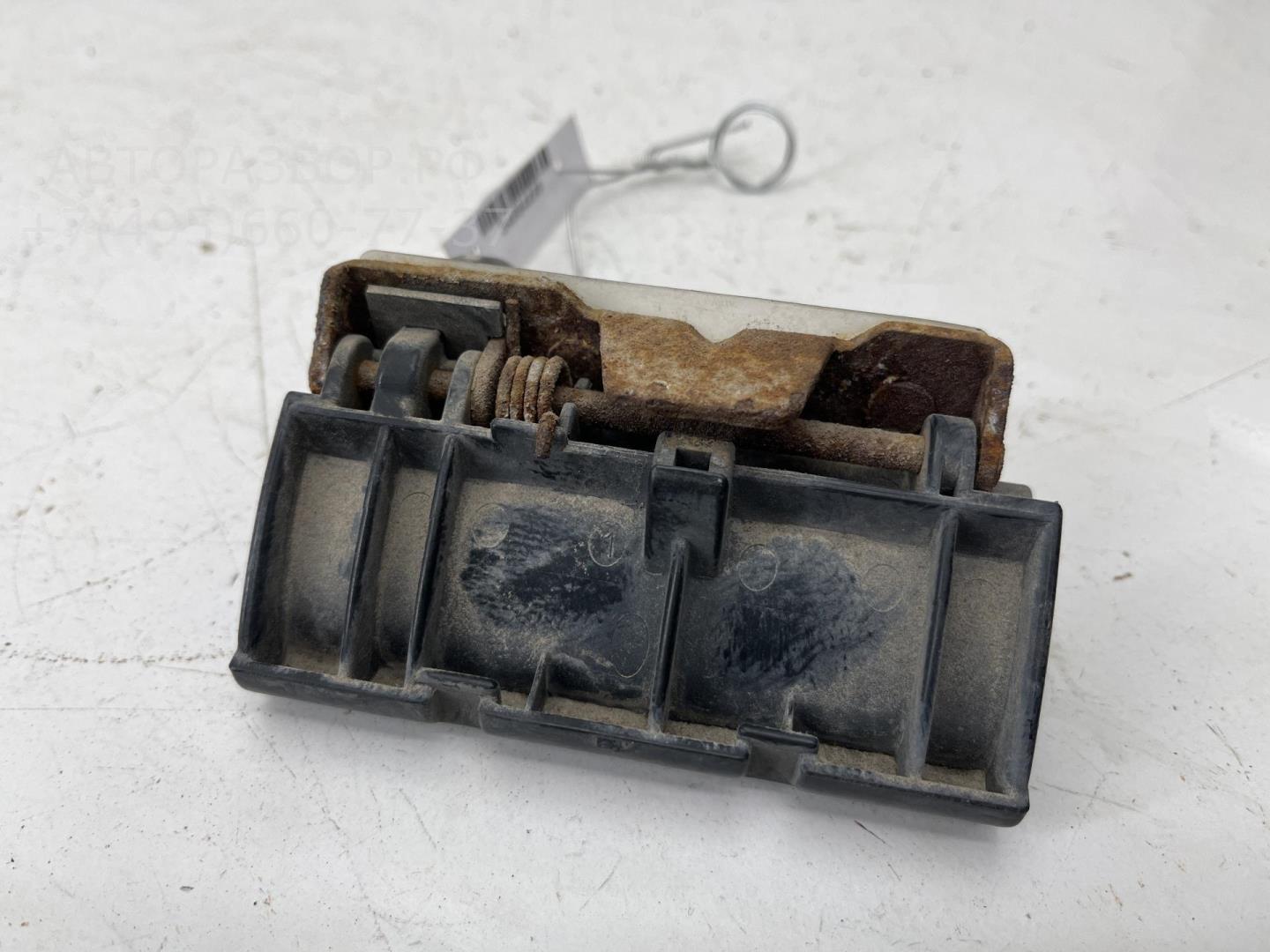 Ручка двери багажника наружная