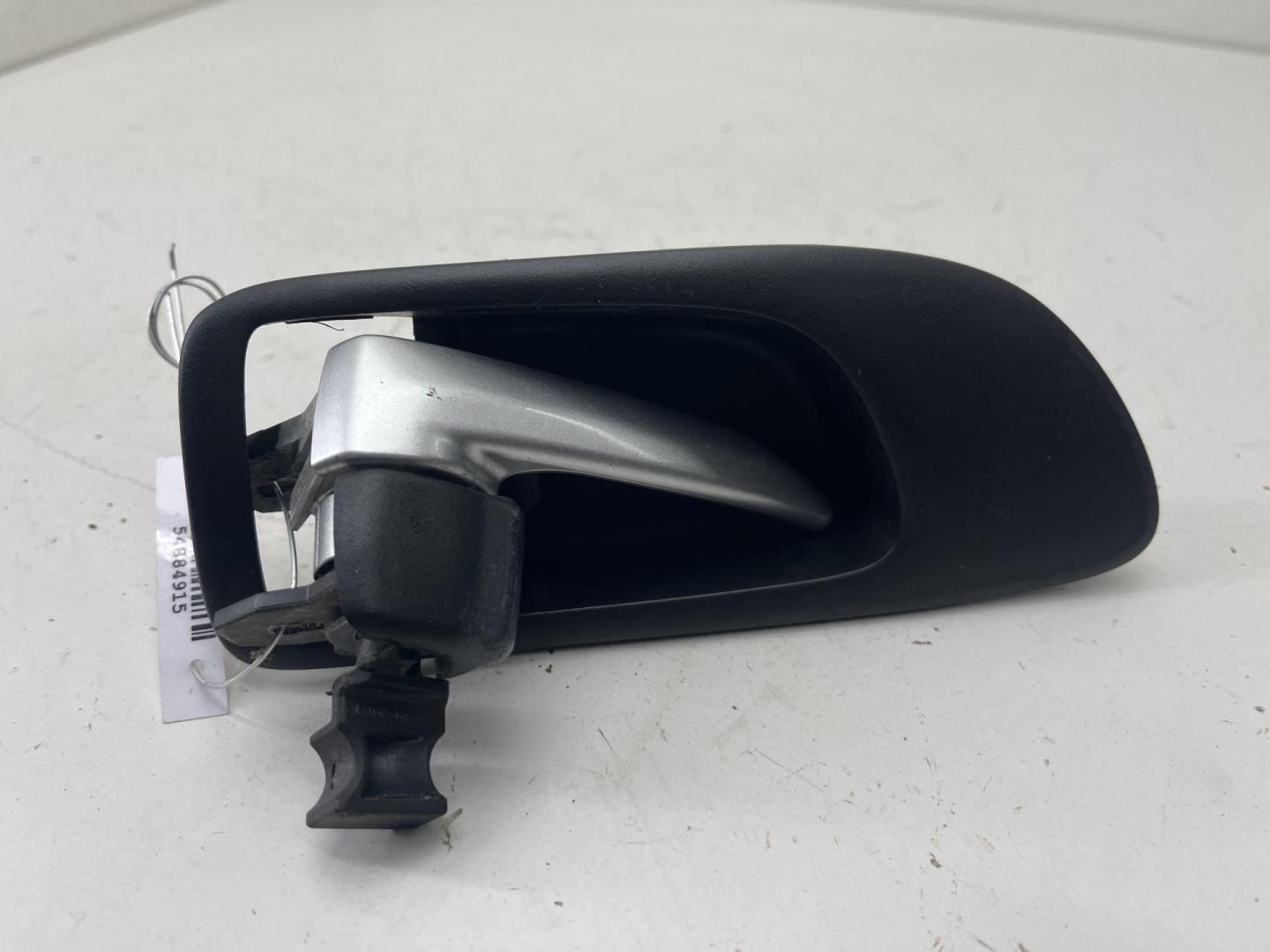 Ручка двери передней внутренняя правая