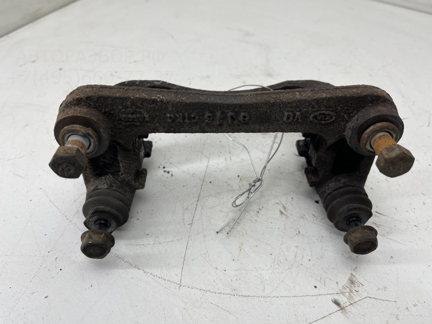 Скоба суппорта заднего