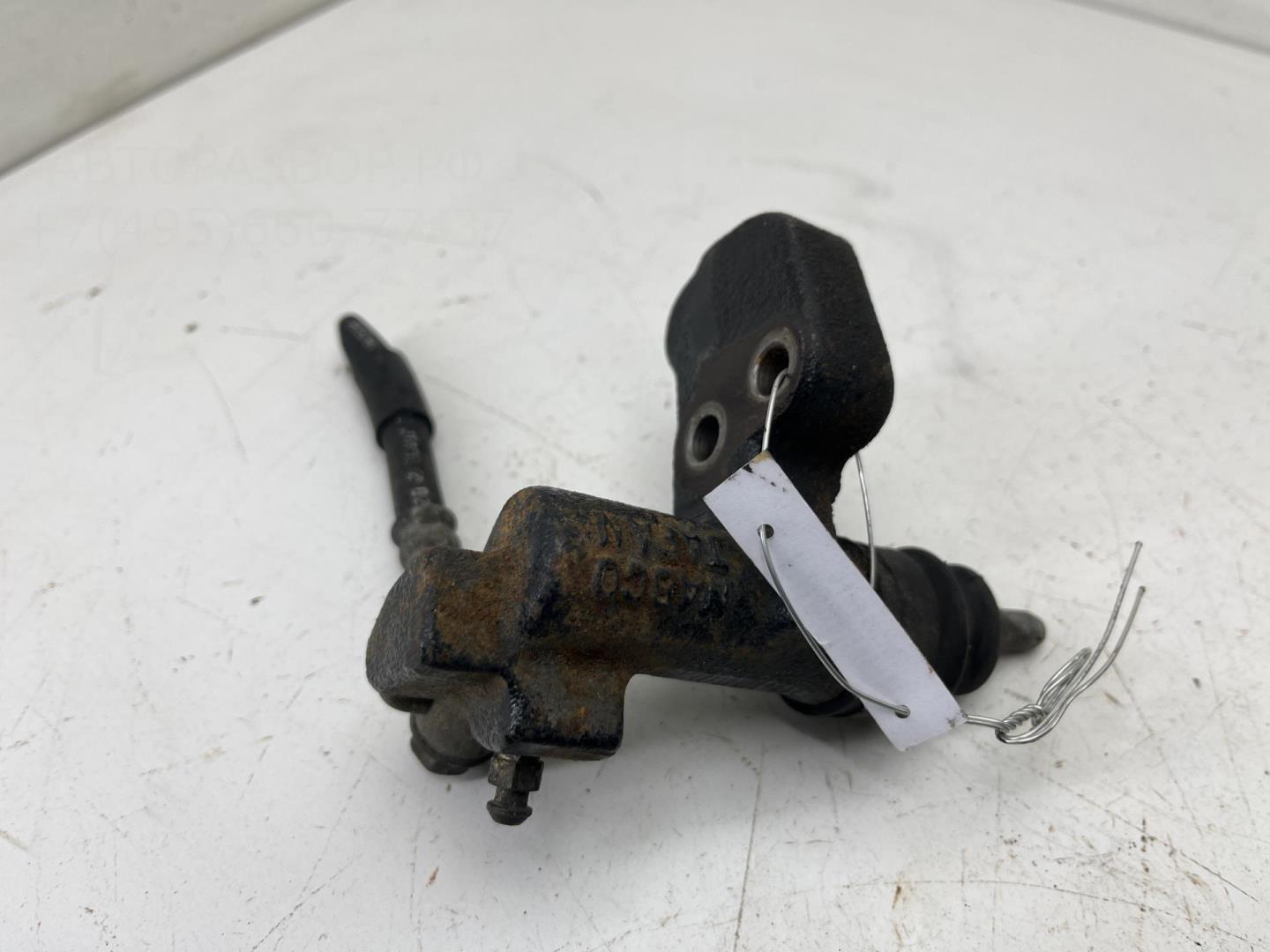 Цилиндр сцепления рабочий