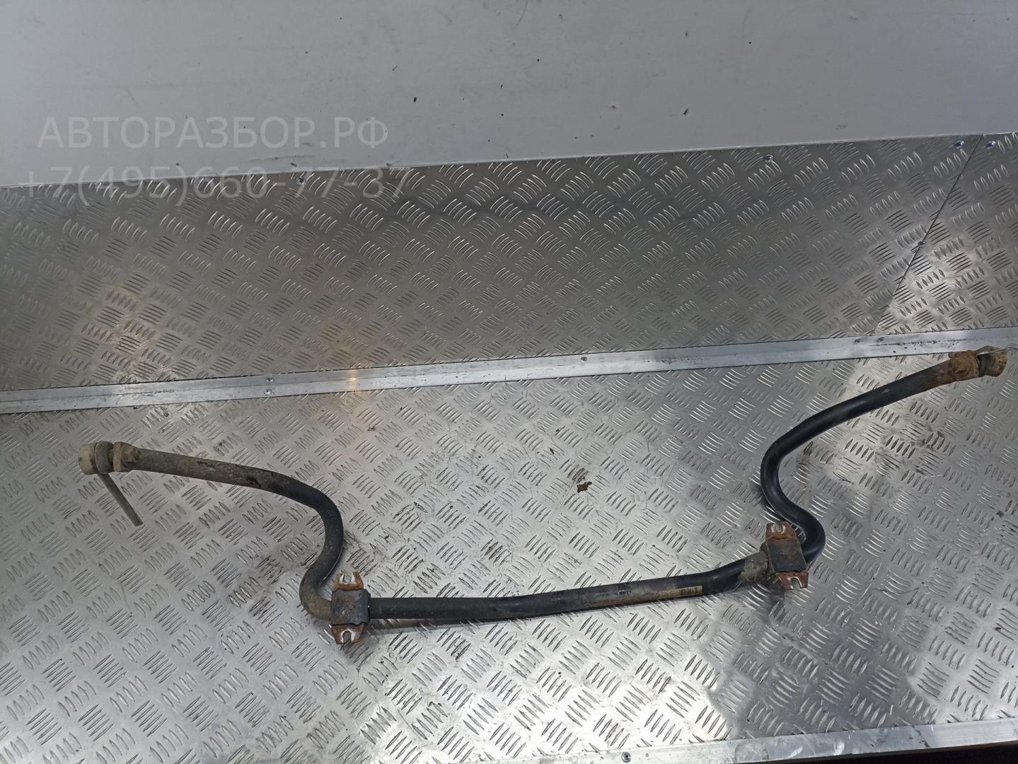 Стабилизатор передний