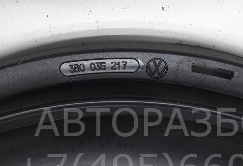 Накладка двери передней левой