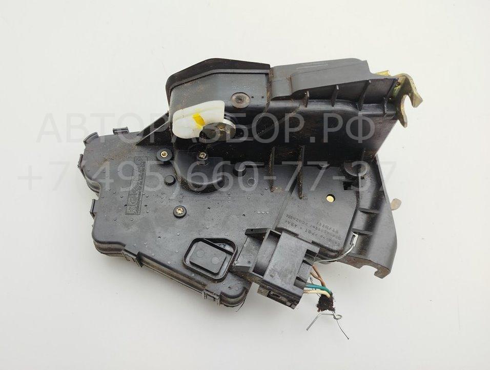 Замок двери задней левой