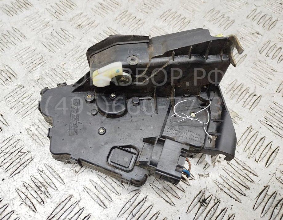 Замок двери задней левой