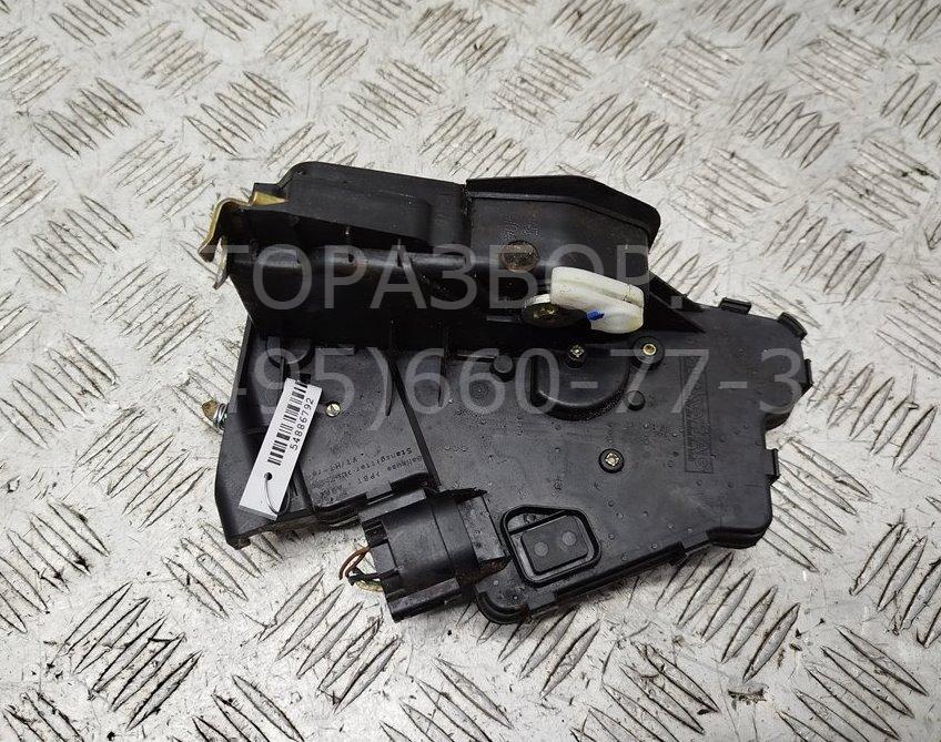 Замок двери задней правой