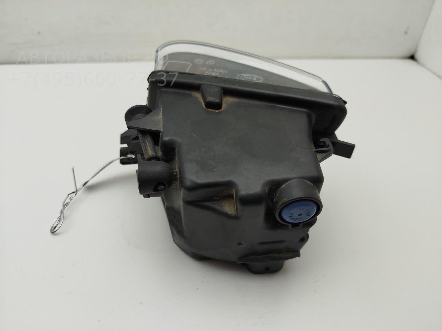 Фара противотуманная правая