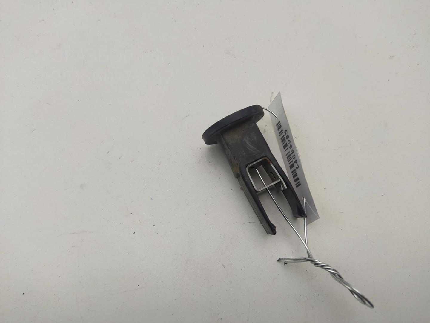 Крепеж фары